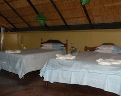 Hotel Liya Lodge And Campsite (Kasane, Botswana)