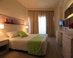 Smartline Protaras Hotel (Protaras, Cyprus)