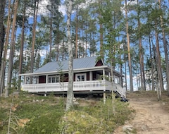 Hele huset/lejligheden Private Island With Cozy Home For Sole Rental (Åkersberga, Sverige)