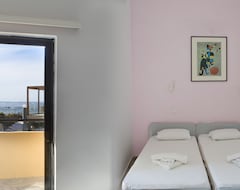 Hotel Akasti (Kalamaki Chania, Yunanistan)