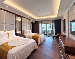 Khách sạn Holiday Inn Damai Lagoon (Teluk Badung Damai Beach, Malaysia)