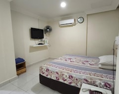 Hotelli OYO 90895 Hotel Ikia (Butterworth, Malesia)