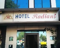 Hotel Radiant (Vadodara, India)