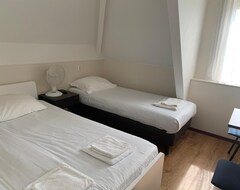 Hotel Budget Hostel Sphinx (Amsterdam, Holland)