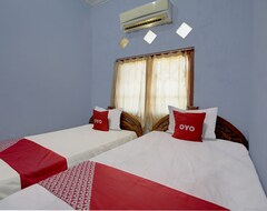 Khách sạn Oyo 92903 Barokah Hotel Syariah (Gresik, Indonesia)