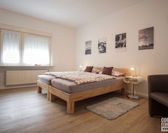 Cijela kuća/apartman Fewo Galliet - Zentral, Ruhig, Beste Ausstattung Und Wlan Kostenlos (Essen, Njemačka)