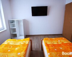 Pansiyon Apartment And Room Anica (Tolmin, Slovenya)