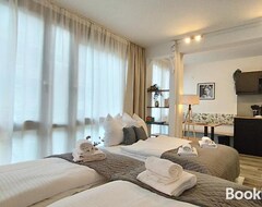 Casa/apartamento entero Design-apartment Fur Bis Zu 4 Im 1 Og, Modern, Dachterrasse, Grill, Ruhige Lage, Disney Plus, Wii, Lan Und Wlan (Núremberg, Alemania)