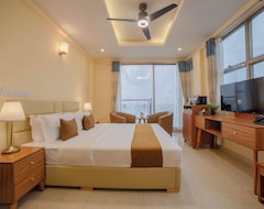 Amber Beach Hotel (Atolón de Male meridional, Islas Maldivas)
