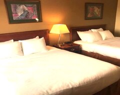 Khách sạn Comfort Inn and Suites I 74 and 155 (Morton, Hoa Kỳ)