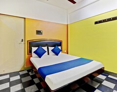 Hotel SPOT ON 45551 Surya Lodge (Bengaluru, India)