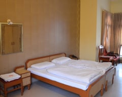 Hotelli Alaknanda (Haridwar, Intia)