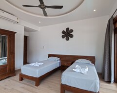 Hotel Villa Calangute Resort - 10BHK (Calangute, India)