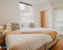 Cijela kuća/apartman Contemporary Flat, Sleeps 4, Very Central, Parking (Northampton, Ujedinjeno Kraljevstvo)