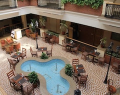 Hotel Savoy Suites (Noida, India)
