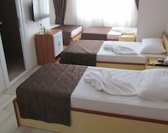 Khách sạn Dostlar Hotel (Mersin, Thổ Nhĩ Kỳ)