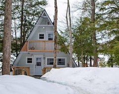 Casa/apartamento entero A-frame Of Mind - Cozy, Pet-friendly Waterfront Cottage In Muskoka (Parry Sound, Canadá)