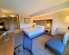Holiday Inn Express & Suites Seattle North - Lynnwood, An Ihg Hotel (Lynnwood, ABD)