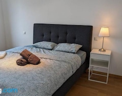 Cijela kuća/apartman 1 Bedroom Apartment With Garage & Outdoor Area In Kirchberg (Luxembourg, Luksemburg)