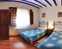 Toàn bộ căn nhà/căn hộ Rural House El Empecinado For 23 People (Fuentelviejo, Tây Ban Nha)