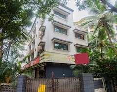 FabHotel Swamini Niwas Malad East (Mumbai, India)