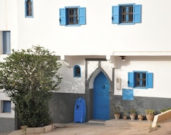 Toàn bộ căn nhà/căn hộ Joli Riad Traditionnel Avec Son Patio En Zellige, Son Hammam, Son Solarium. (Sidi Ifni, Morocco)