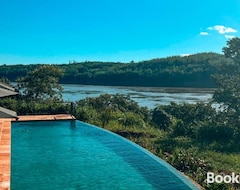 Hotel Pristine Iguazu Luxury Camp (Puerto Libertad, Argentina)