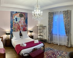 Bed & Breakfast La Villa des Roses Gite Chambres d'hotes Piscine chauffee (Luçon, Ranska)