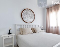 Hele huset/lejligheden Villa With 4 Bedrooms And Private Heated Pool (San Miguel de Abona, Spanien)