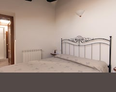 Cijela kuća/apartman 2 Bedroom Accommodation In Pomarance Pi (Pomarance, Italija)
