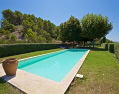 Cijela kuća/apartman Large 5 Bedroom House With Stunning Views, Near Roussillon (Roussillon, Francuska)