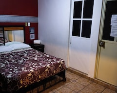Khách sạn Hotel Las Torres (Tehuacan, Mexico)