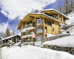 Cijela kuća/apartman Nepomuk: Luxury 5star Chalet Includes 3 Apartments With Heated Outdoor-pool (Zermatt, Švicarska)
