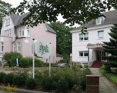 Hotel Schmidt (Hamburg, Germany)