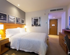 Otel Hampton Inn & Suites by Hilton Paraiso (Paraiso, Meksika)