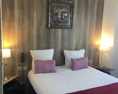 Hotelli Hotel Du Trosy (Clamart, Ranska)