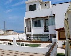 Entire House / Apartment Our Accommodation Is Just 5 Minutes From Huanchaco Beach. Best Waves In Peru. (Huanchaco, Peru)