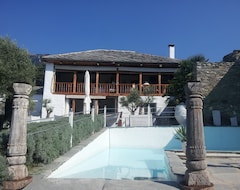 Hele huset/lejligheden Villa Domatia 15 Minutes From The Sea (Loutra Eleftheron, Grækenland)