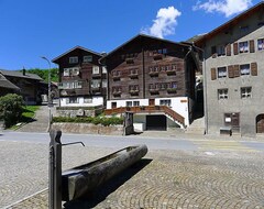 Toàn bộ căn nhà/căn hộ Apartment PoschthÜs Biel In Grafschaft - 4 Persons, 3 Bedrooms (Grafschaft, Thụy Sỹ)