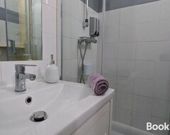 Cijela kuća/apartman Appartement 4 Personnes Et Jardin (Bielle, Francuska)