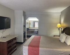 Khách sạn FairBridge Inn & Suites (McDonough, Hoa Kỳ)
