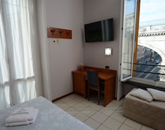 Khách sạn Soana City Rooms (Genoa, Ý)