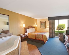Hotel Days Inn By Wyndham Charlotte/Woodlawn Near Carowinds (Charlotte, EE. UU.)