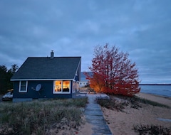 Entire House / Apartment Best Beach on the Keweenaw - Big Traverse Bay on Lake Superior (Lake Linden, USA)