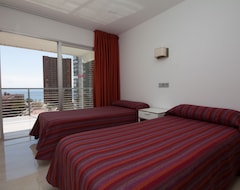 Hotel Apartamentos Niza (Benidorm, España)