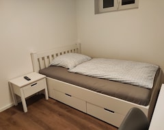 Koko talo/asunto Apartment With Bedroom And Sofa Bed (Pforzheim, Saksa)