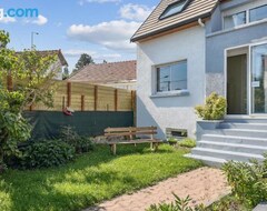 Cijela kuća/apartman Le Lussac - Saint Cyr (Saint-Cyr-l'Ecole, Francuska)