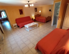 Tüm Ev/Apart Daire Rent 3 Apartments 20 People With Swimming Pool In The Residence Of The Park (Jeanménil, Fransa)