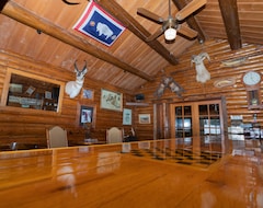 Casa/apartamento entero Beautiful River Side Ranch Cabin. Sauna, Bar, Lodge, And Game Room (Hoback Junction, EE. UU.)