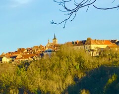 Cijela kuća/apartman Romantic Home In Medieval Village Where 'Chocolat' Was Filmed (Flavigny-sur-Ozerain, Francuska)